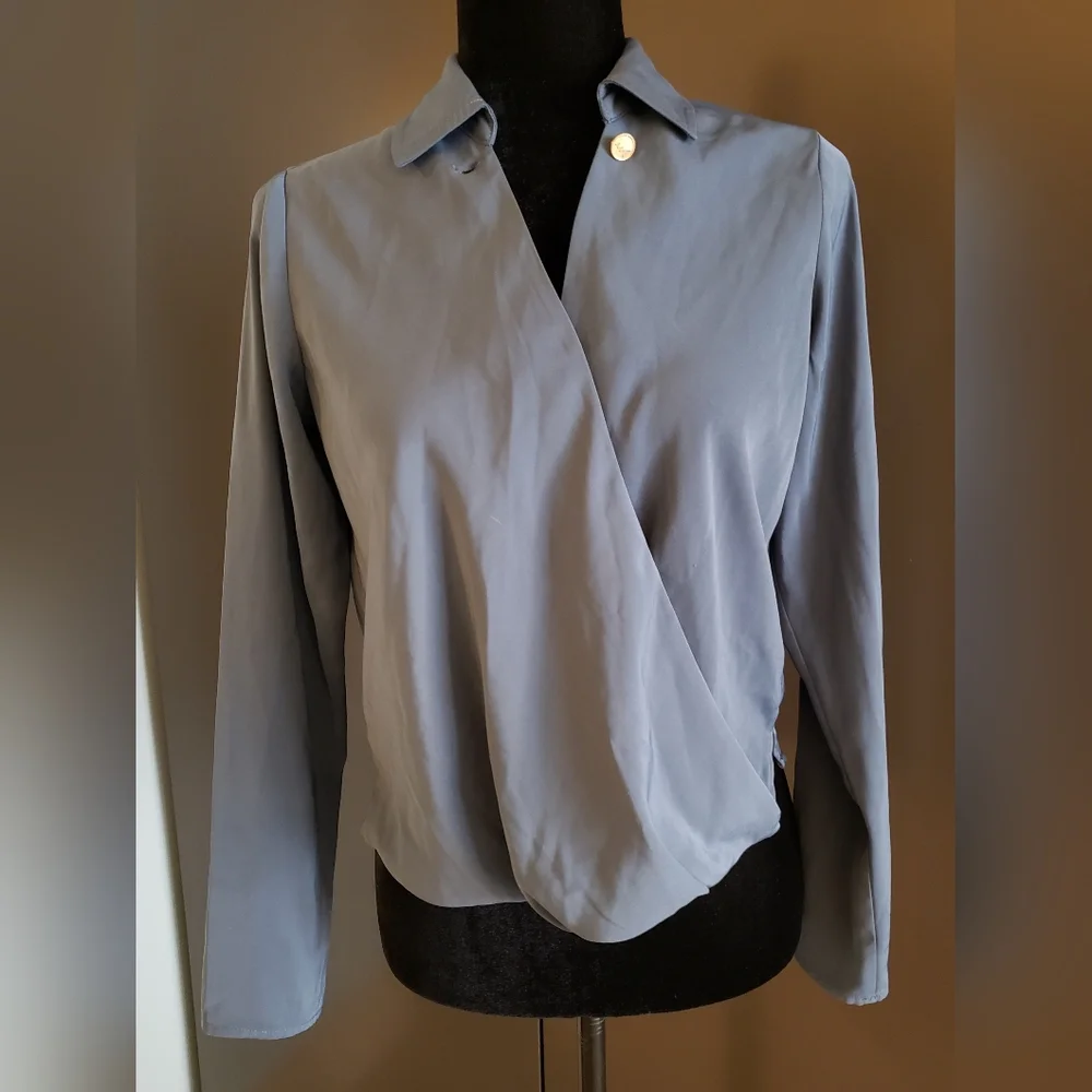 🔥 Michael Kors Blouse - Picture 5 of 6
